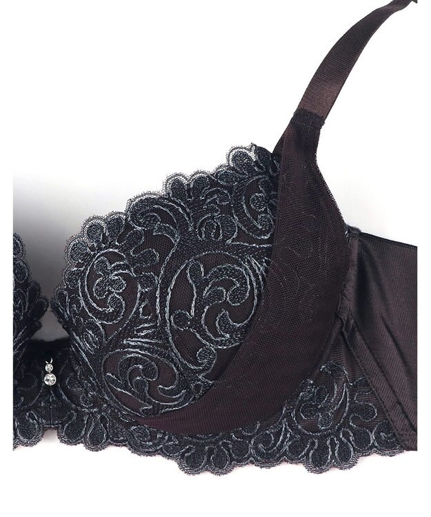 Wing ブラジャー バストを高い位置でキープ 谷間メイク 着やせシルエット 【8000シリーズ】 Gカップまで対応 大きいサイズ PB8000 ウイング／ワコール ブラック