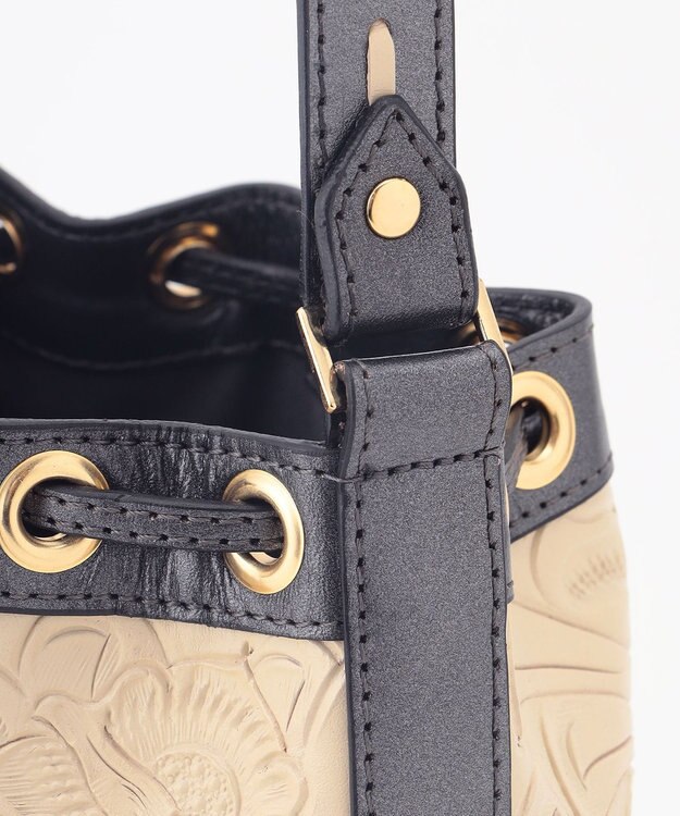 GRACE CONTINENTAL Flower Motif Bag ブラック