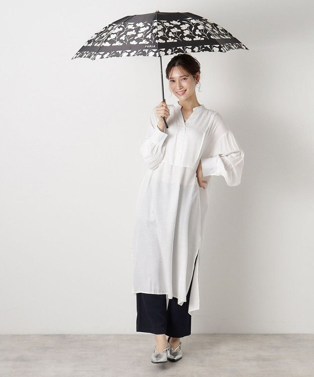 MOONBAT 【折りたたみ雨傘】フルラ (FURLA)  カメリア 折りたたみ傘 UV ブラック