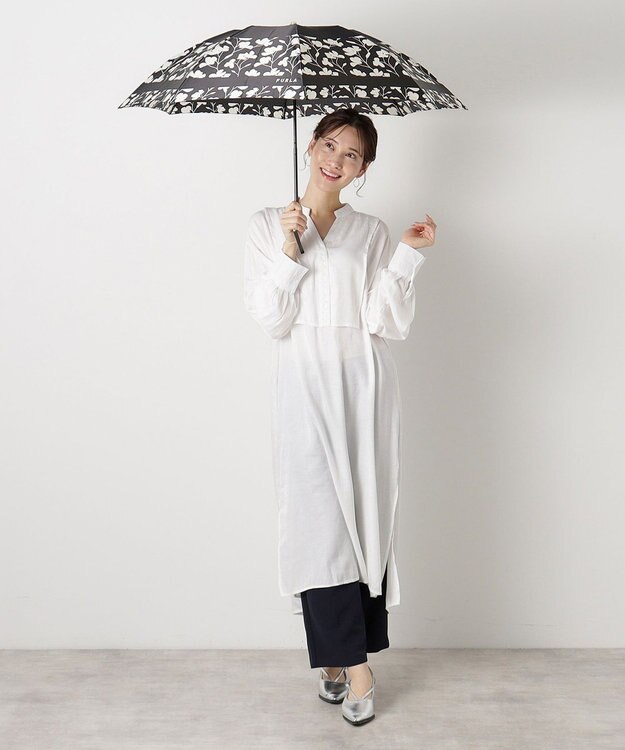 MOONBAT 【折りたたみ雨傘】フルラ (FURLA)  カメリア 折りたたみ傘 UV ブラック