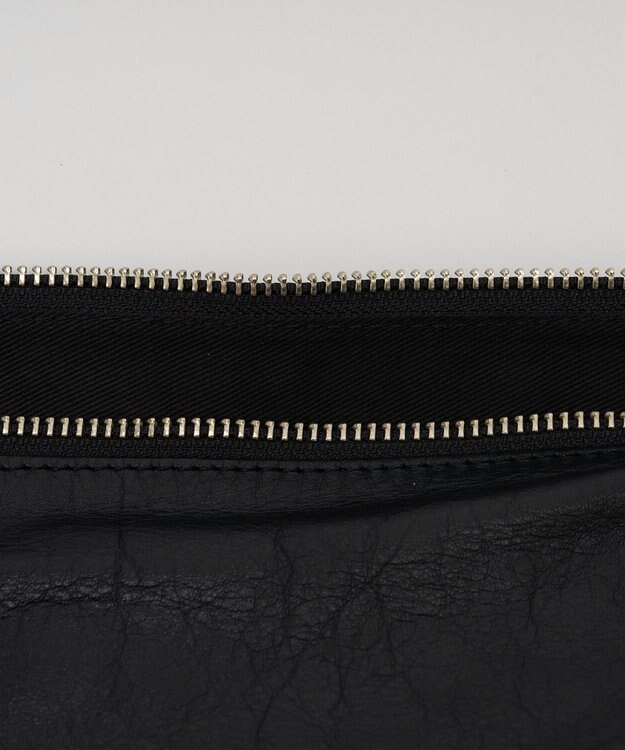 russet トライアングルショルダーバッグ(CE-1675) Black