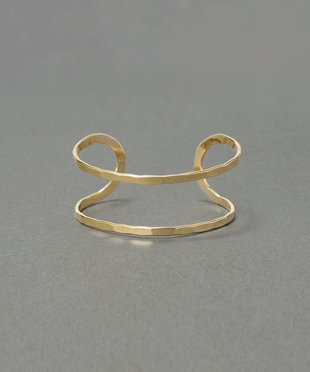 Phoebe 【金属アレルギー対応】2ラインテクスチャーワイドカフバングル　ゴールド/ニッケルフリー ゴールド