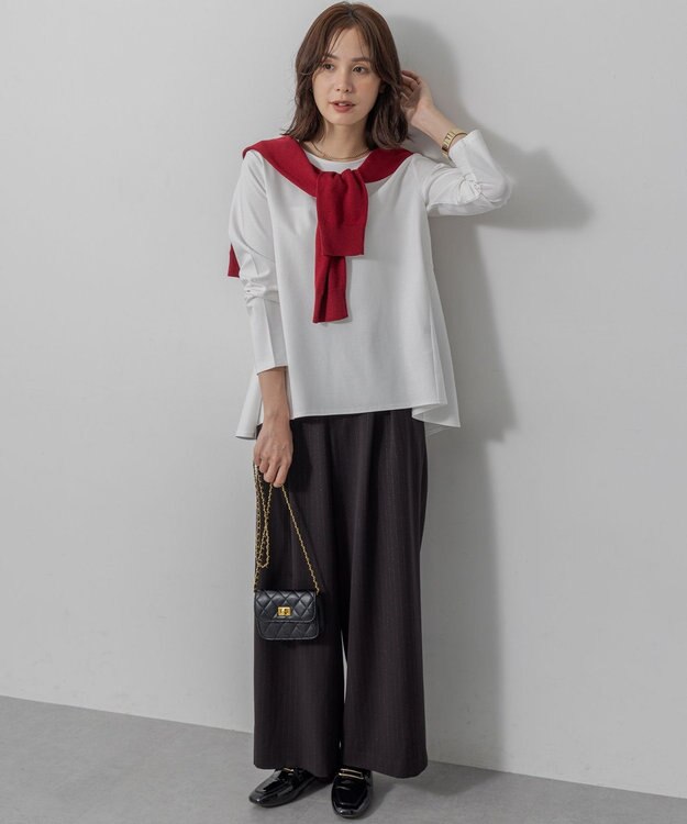 組曲 L バックフレアロングＴシャツ ホワイト系