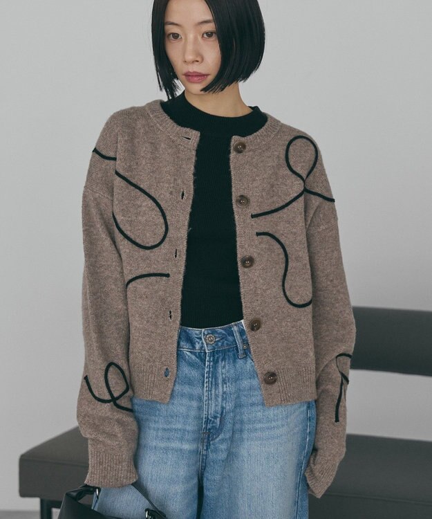 AMERICAN HOLIC コード刺繍ショートカーディガン Beige