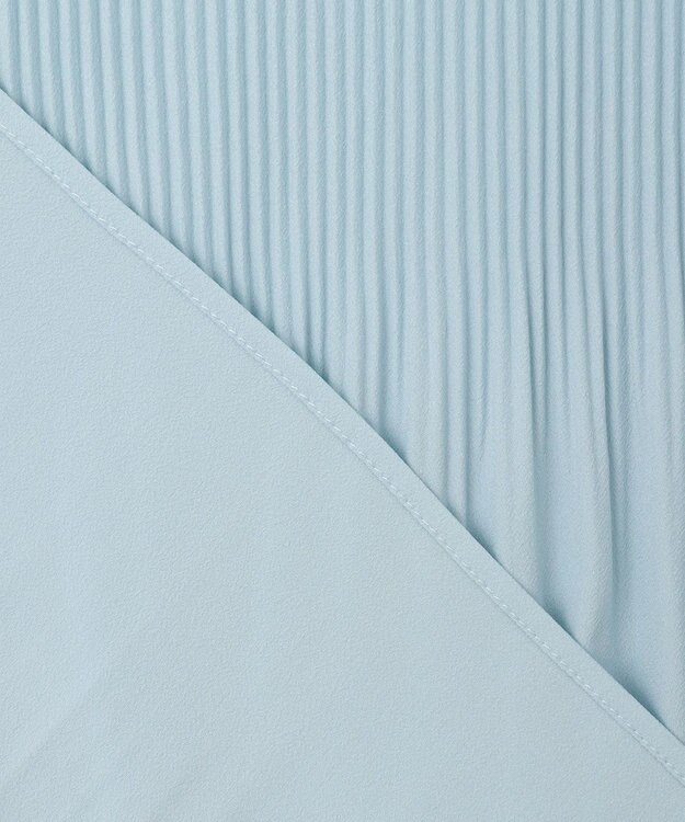 Feroux 【洗える】プリーツコンビ半袖 ブラウス スカイブルー系