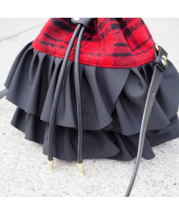 LA BAGAGERIE 【インスタグラマー chiyoさん×LA BAGAGERIE】フリルバケットバッグ レッド