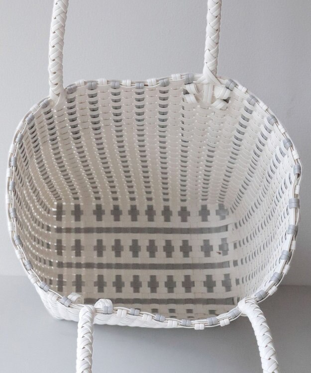 Tiaclasse メルカドウーヴンバッグ ホワイト