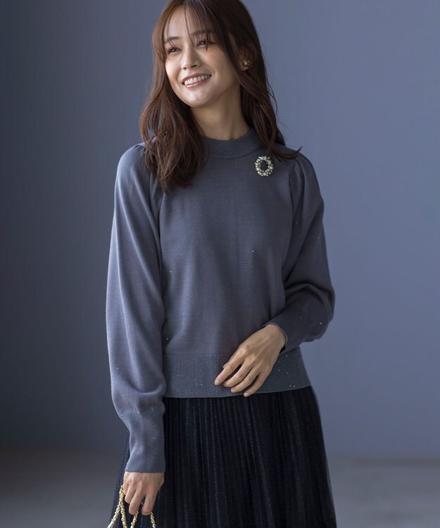 組曲 L 【WEB限定】ELENAスパンコールバックパール ニット チャコールグレー系