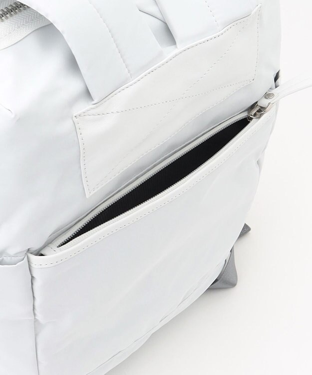 Y'SACCS 【Y'SACCS Gene Line】ヴァール バックパック ホワイト