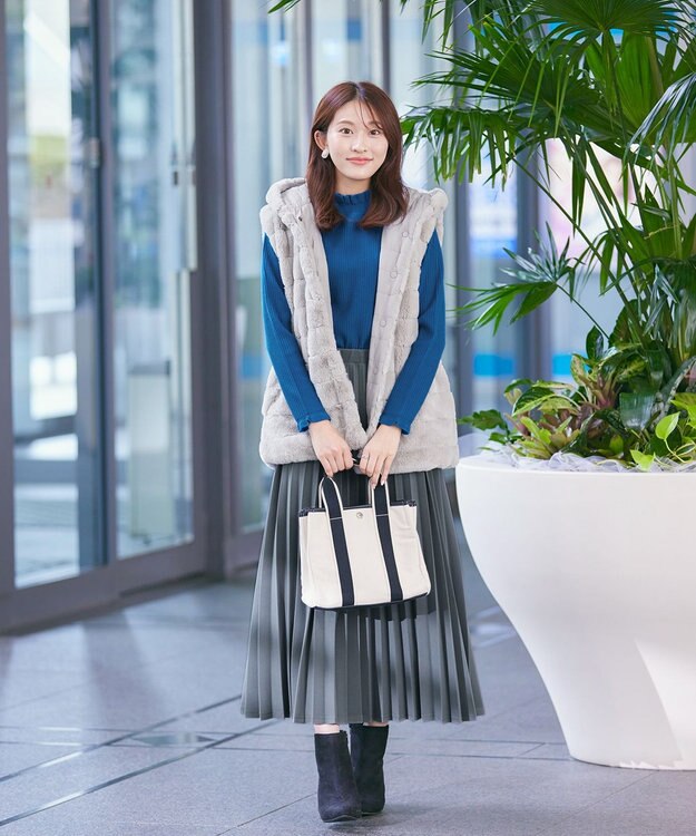 Tiaclasse 【2WAY】着回し自由のリバーシブルキルトフェイクファーベスト グレー