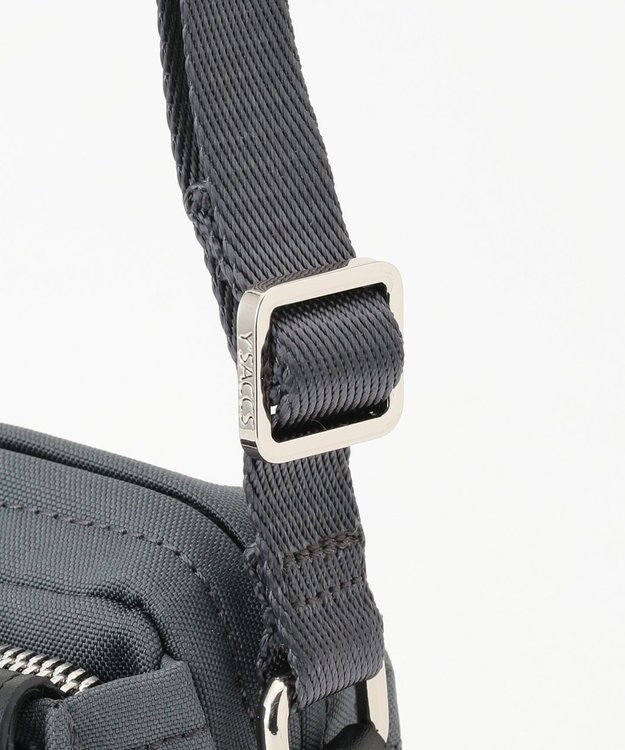 Y'SACCS ベルトスクエアミニマムショルダーバッグ グレー