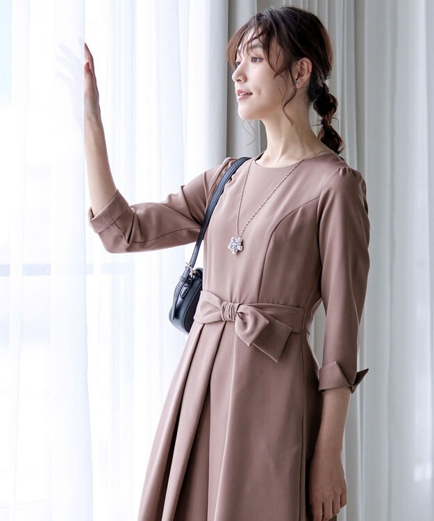 Tiaclasse 【セレモニー・新色追加・洗える】アシメリボンベルトフレアワンピース モカ