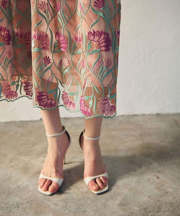 GRACE CONTINENTAL フラワー刺繍チュールスカート ピンク