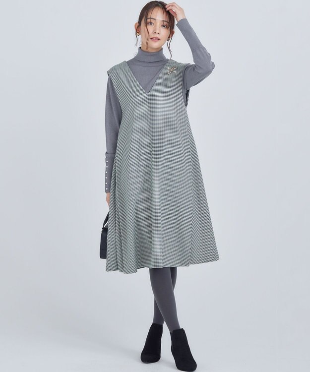 組曲 【WEB限定色あり】ELENA タートルネック ニット チャコールグレー系