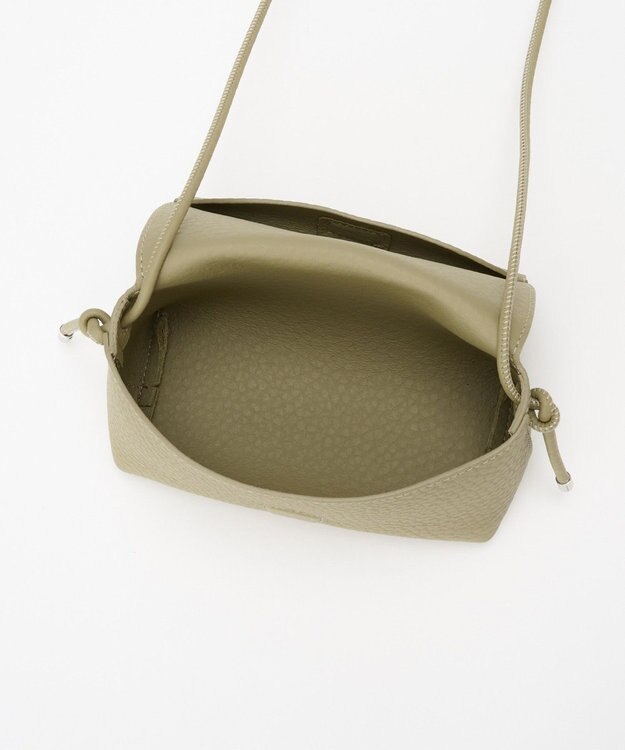 IACUCCI ＜Oggi 10月号掲載＞アルブメ ALCE ピスタチオ