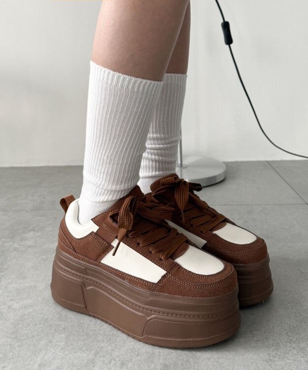 WEGO 厚底ワイドシューレーススニーカー ブラウン