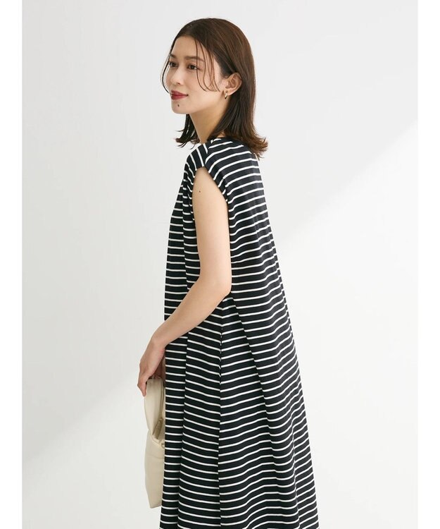 Green Parks ・ＳＵＧＡＲ　ＳＰＯＯＮ【ＣＯＯＬ】タックノースリワンピ Border