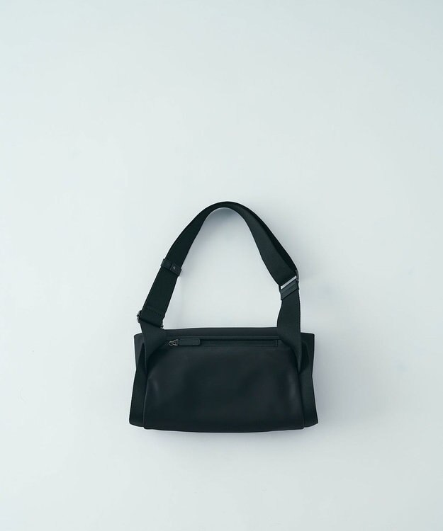 MIYABIYA LAQUOH【撥水加工】ミニマルナイロン ボディバッグ ブラック