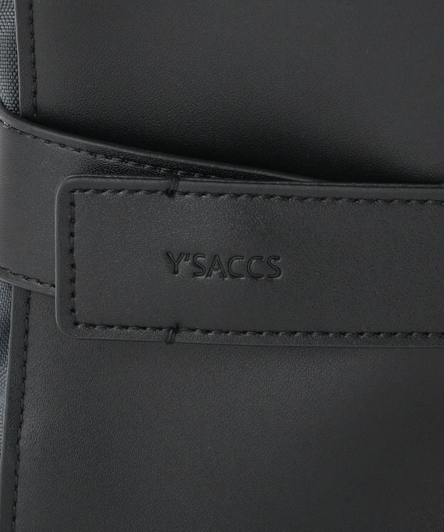 Y'SACCS ベルトスクエアミニマムショルダーバッグ グレー