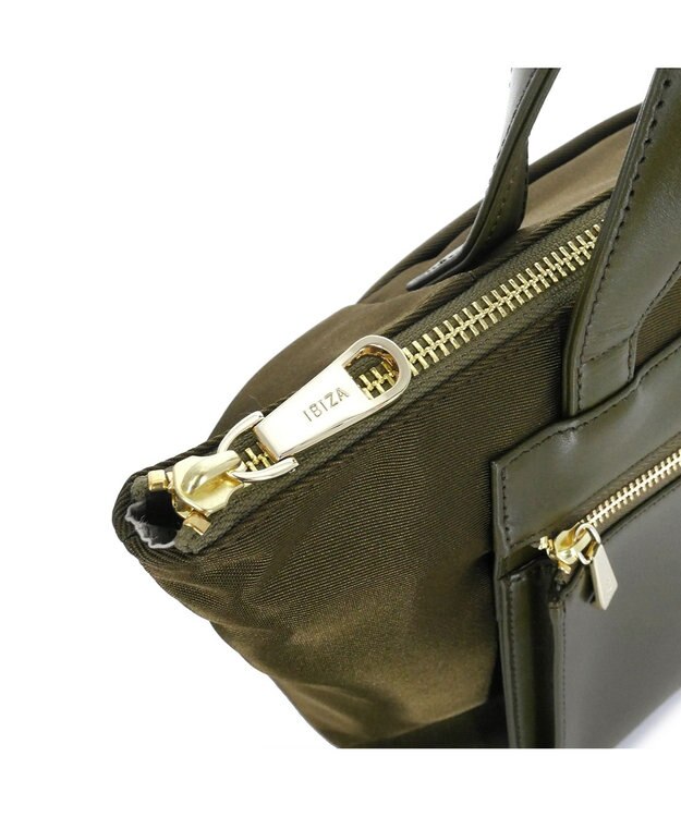 IBIZA コモド　オペラナイロン/牛革　ハンドバッグ カーキ