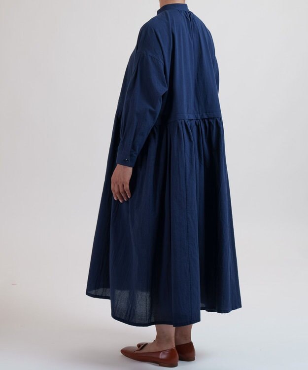 muuc 花刺繍モチーフのコットンローンワンピース ネイビー