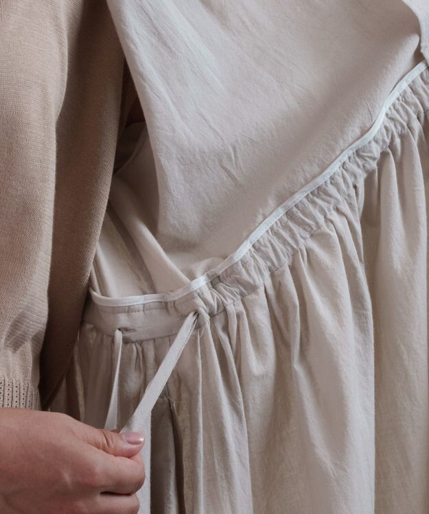 muuc 花刺繍モチーフのコットンローンワンピース グレー