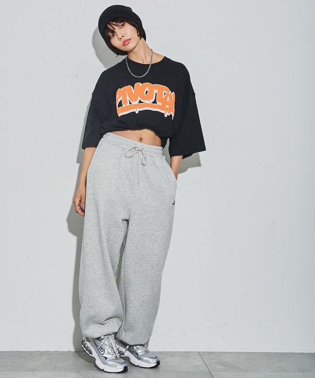 WEGO 【ユニセックス着用ITEM/ネックレス付き】アクセ付きグラフィックT（S） ブラックその他