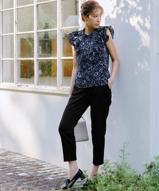 Tiaclasse L 【UVカット・吸水速乾】 “きれい見え” カットソーテーパードパンツ ブラック