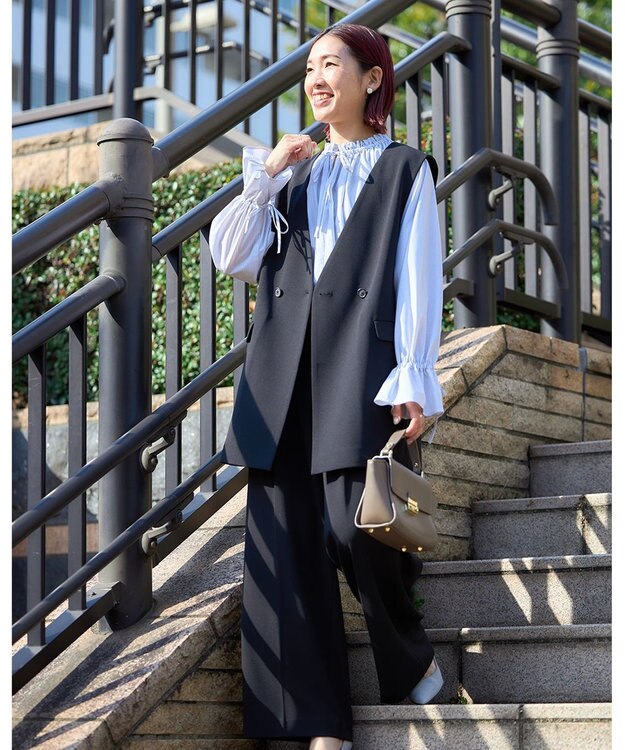 UNFILO L BEAUTY MOVE ミドルジレ ブラック