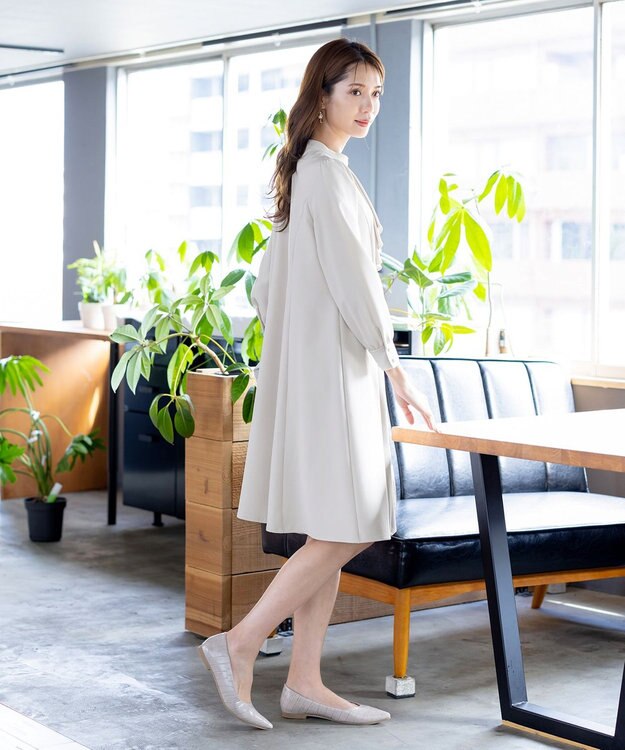 Tiaclasse L 【ダブルクロス】【洗える】フリルドレープワンピース グレージュ