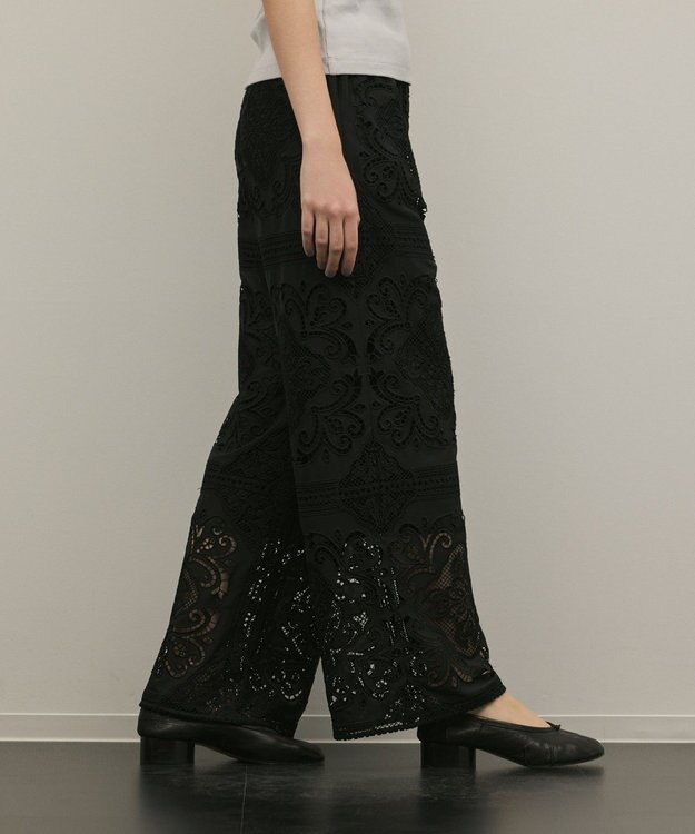 GRACE CONTINENTAL パネル刺繍パンツ ブラック