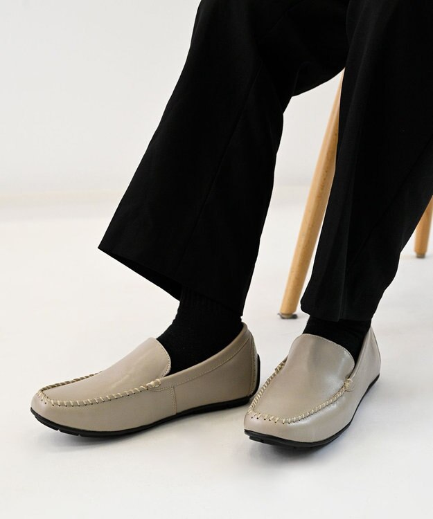 Pointer 本革ドライビングシューズ メンズ ライトグレー
