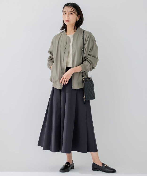 23区 【新色追加】キルティング スマホ ポシェット ブラック系