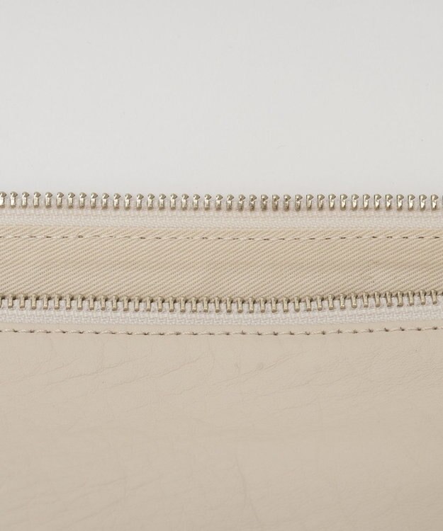 russet トライアングルショルダーバッグ(CE-1675) Ivory