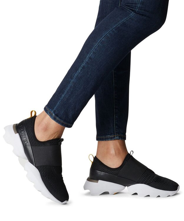 SOREL キネティックインパクトストラップ Black, White