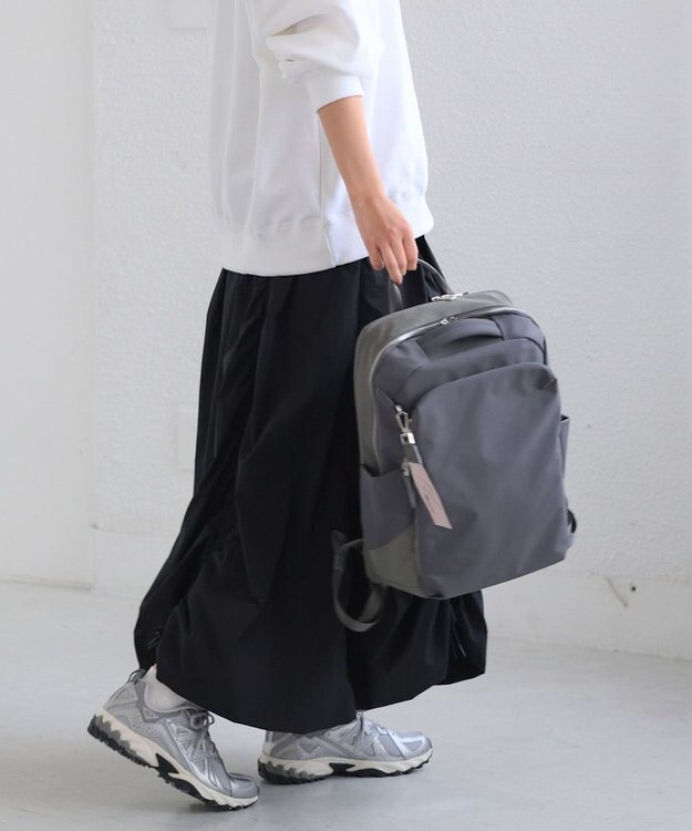 ACE BAGS & LUGGAGE W&.Day/Night ポルク スクエアリュック A4 14.0インチPC 15237 ダブルアンドデイナイト グレー