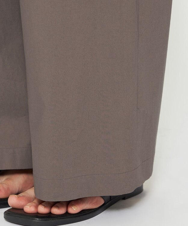 uncrave 【ご好評につき追加生産】カラータイプライター タックワイドパンツ（uncrave WHITE） グレージュ