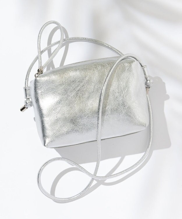 23区 【WEB限定】レザーポシェット ショルダーバッグ シルバー系