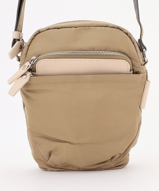 Y'SACCS ポリエステルツイル ポシェット ベージュ