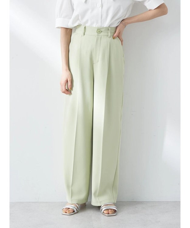 earth music&ecology タックストレートパンツ Light Green