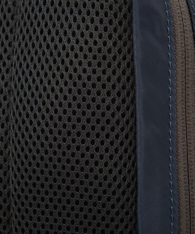 ACE BAGS & LUGGAGE Arcapel バネオ ボディバッグ 68831 アルカペル ネイビー