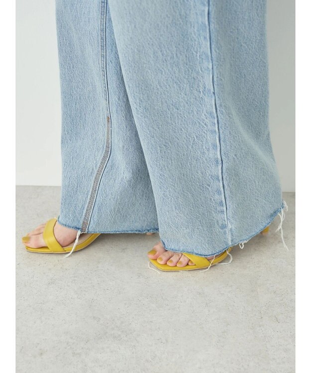 earth music&ecology ウ゛ィンテージ加工セルフカットワイドデニム Light Indigo