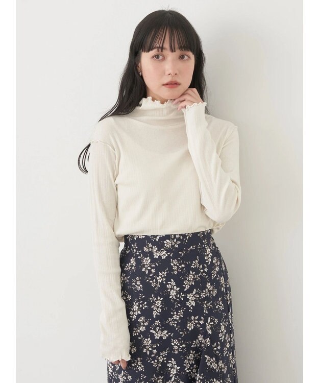 earth music&ecology ランダムリブタートルネックプルオーバー Off White