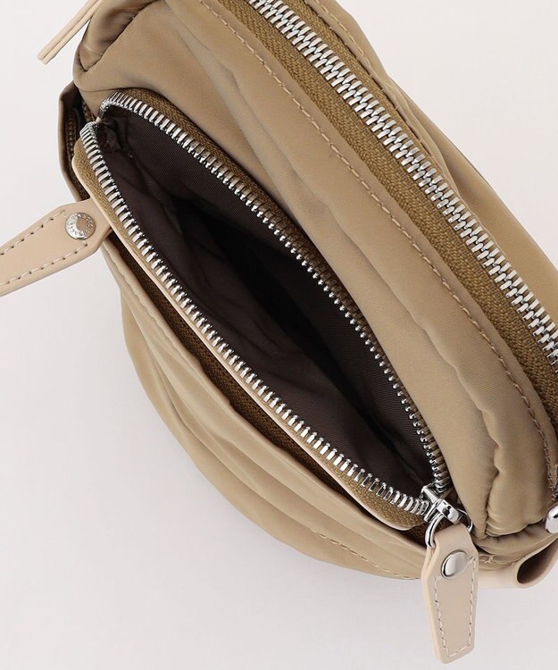 Y'SACCS ポリエステルツイル ポシェット ベージュ