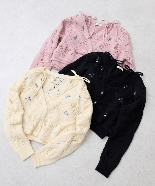 earth music&ecology ＳＥＴ２点刺繍ビスチェ＋カーディガン Pink
