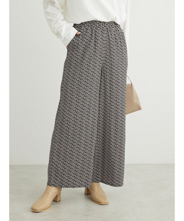 Green Parks ・ｆｕｒｒｙ　ｒａｔｅ　キカガクガラギャザーパンツ Ivory