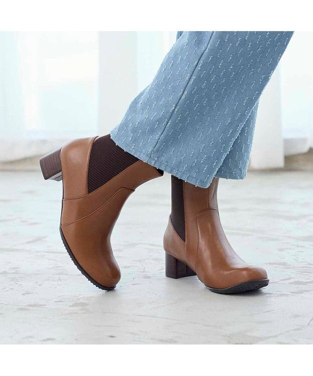 ing 【WEB限定】サイドゴアショートブーツ ブラウン