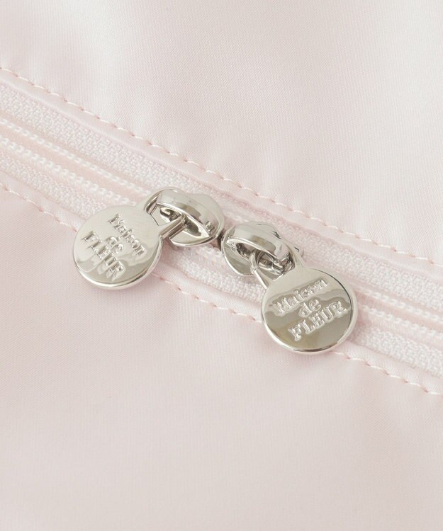 Maison de FLEUR サテンキャリーオンバッグ Pink