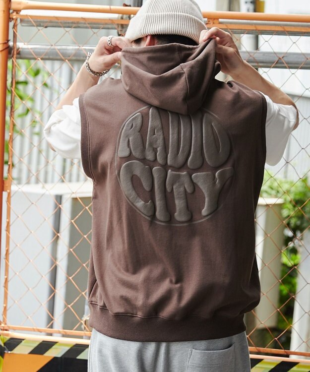 WEGO 【ユニセックス着用ITEM/MLサイズ展開】ノースリジップパーカー ブラウン