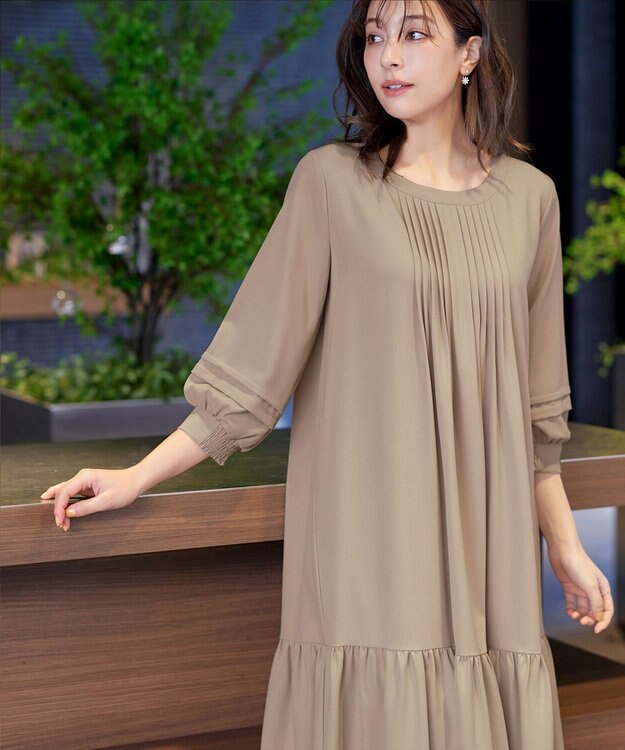 Tiaclasse L 【洗える】パフ袖ピンタックロングワンピース ライトベージュ